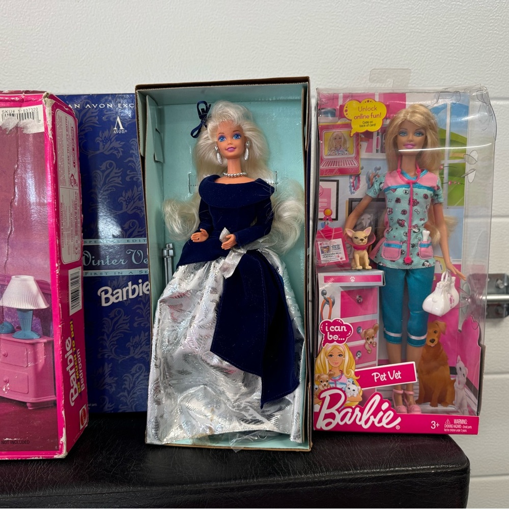 🩷🤩Massive LOT! NIB. Barbie Dolls with varying prices. You pick! - Picture 10 of 14